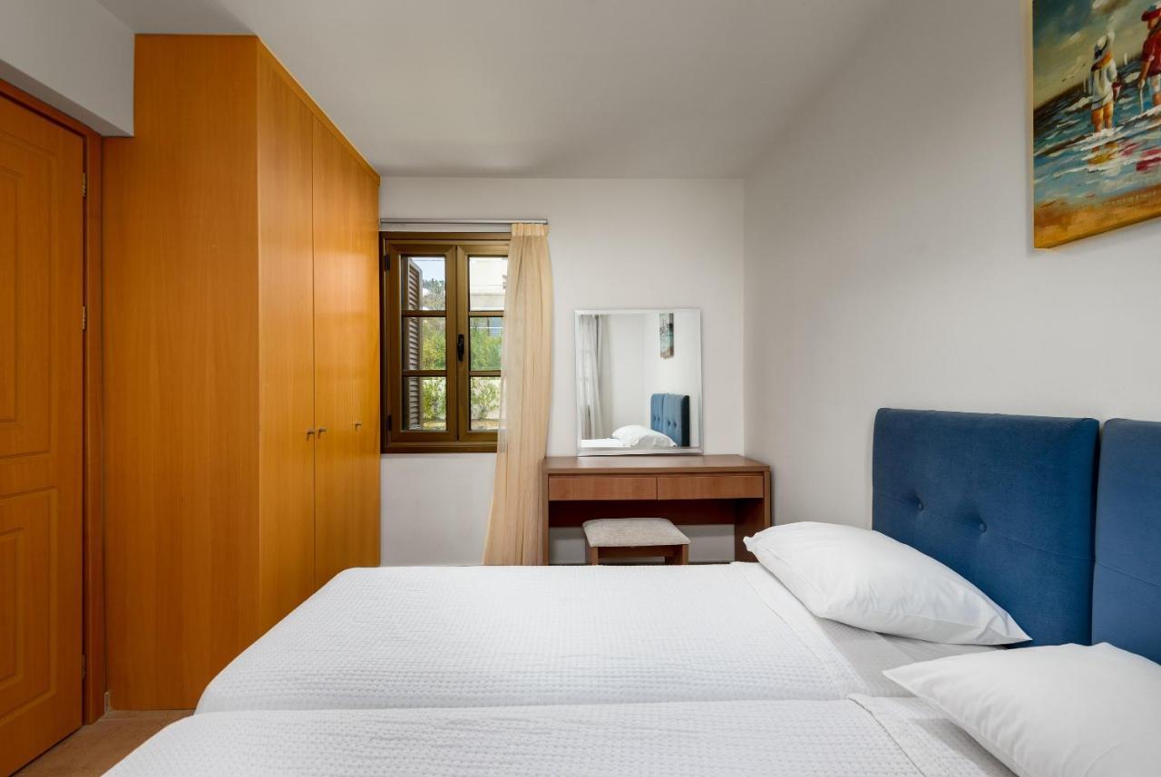 Aegean Blue Villa'S Kalathos Bagian luar foto